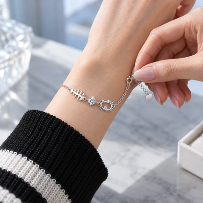 🐱 Moissanite Bracelet | Silver Everyday Jewelry | Women Playful Charm